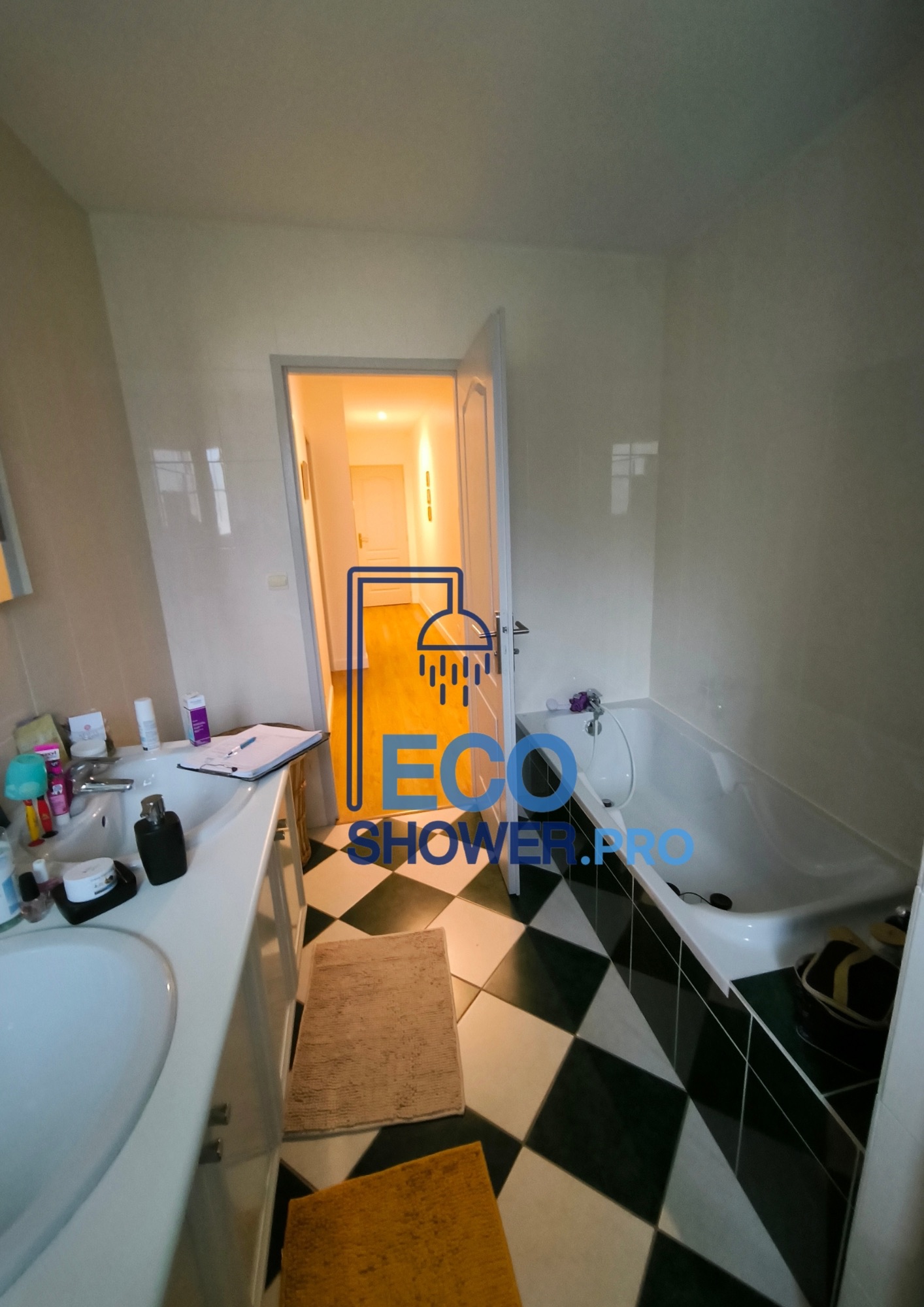 Avant : baignoire d’origine